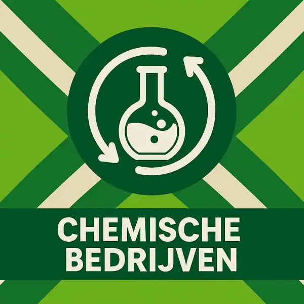 Logo voor chemische bedrijven: een wit laboratoriumkolficoon met vloeistof en belletjes, omringd door cirkelvormige pijlen, geplaatst op de correcte Achterhoekse vlag met lichtgroene en donkergroene diagonale banen en roomwitte kruisen, met daaronder de tekst CHEMISCHE BEDRIJVEN in hoofdletters op een donkergroene balk over de volledige breedte.